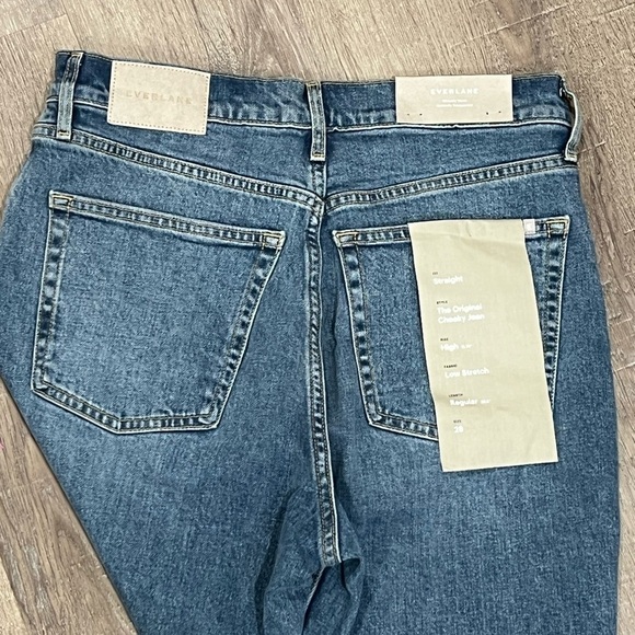 NWT Size 28 Everlane Straight Fit The Original Cheeky Jean High Rise Low Stretch - Picture 8 of 10